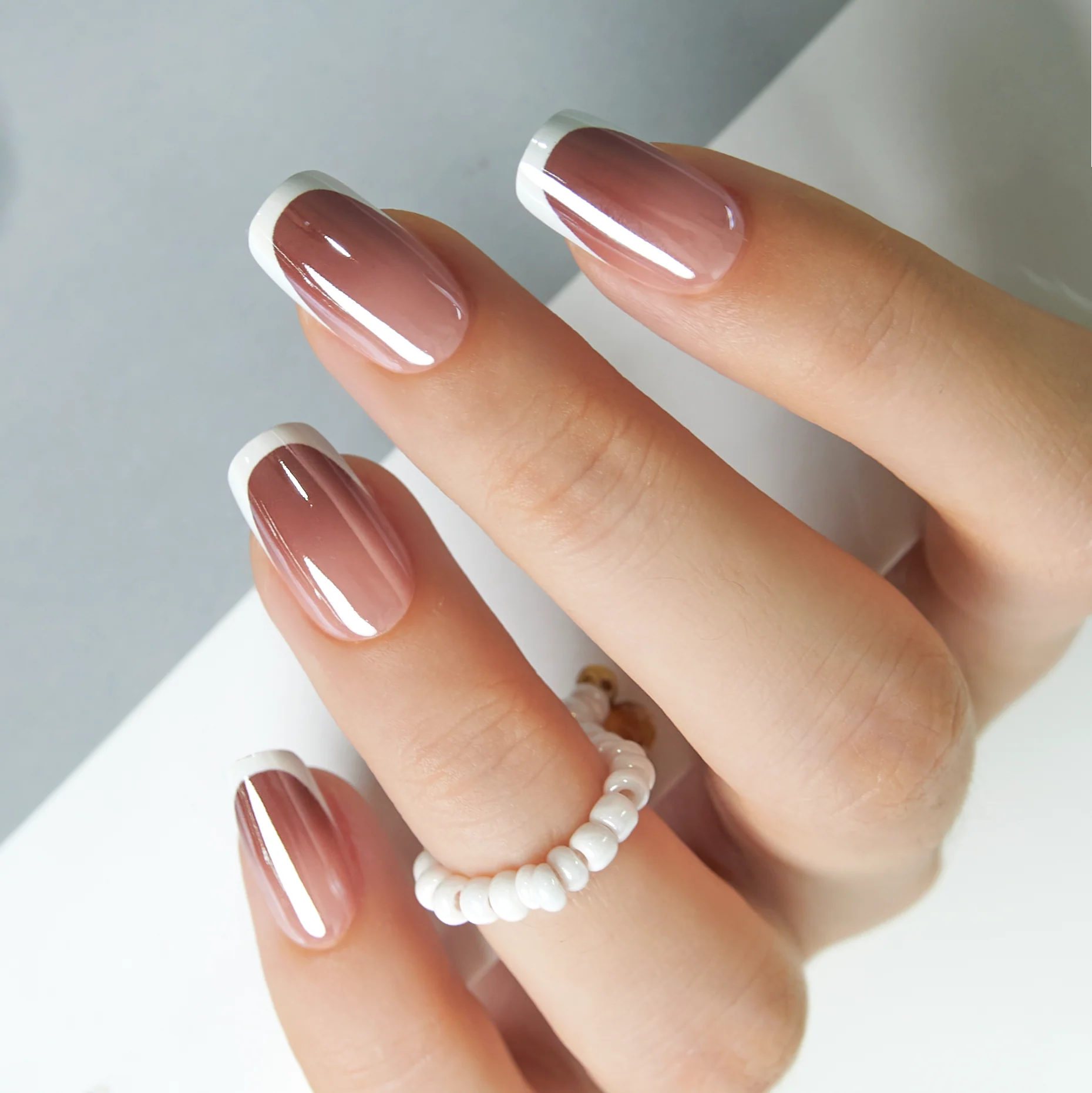 Brown French Glow - Image 4