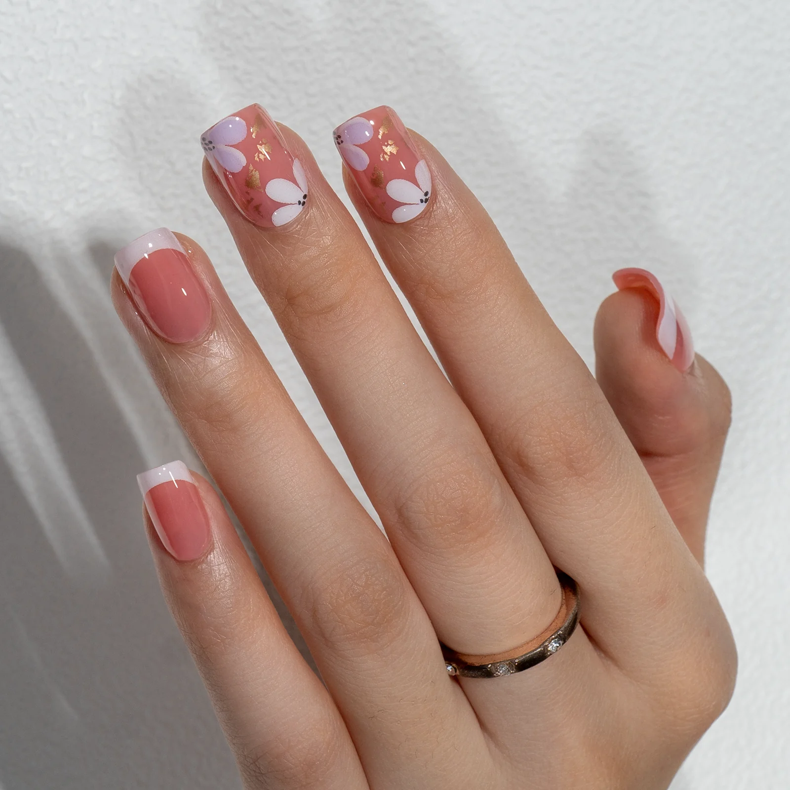 Tiny White Bloom - Image 4