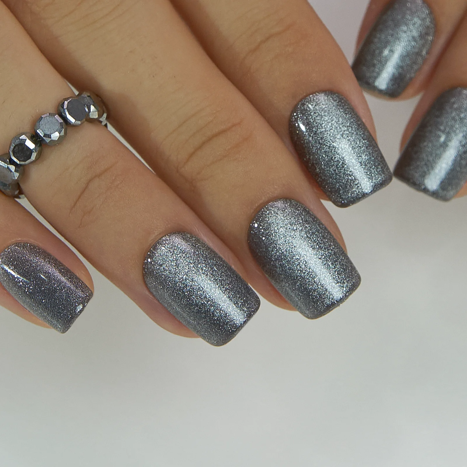 Glossy Grey Elegance - Image 4
