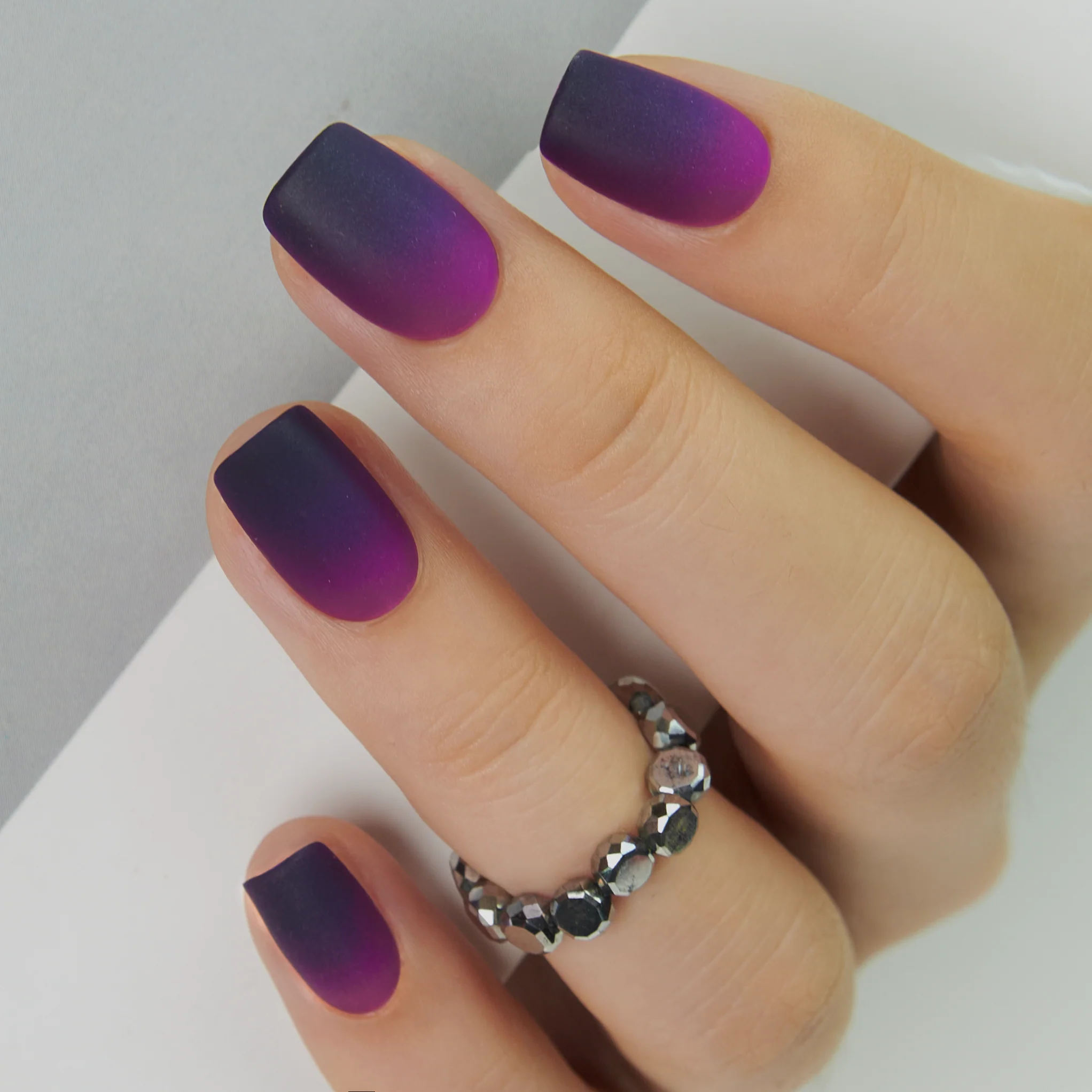 Matte Purple Gradient - Image 3