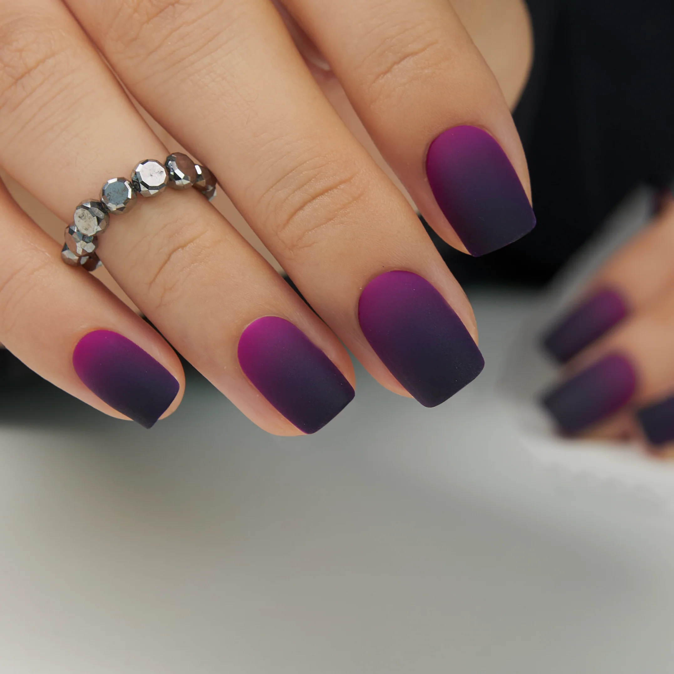 Matte Purple Gradient - Image 4