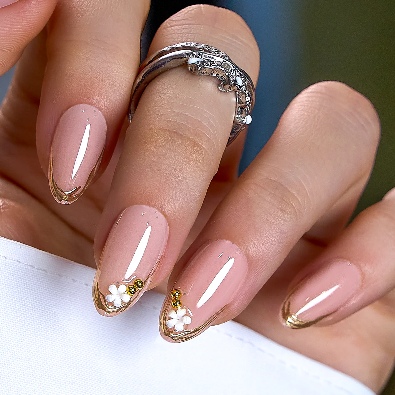 Designer’s Pick ·Bloom Charm - Image 2