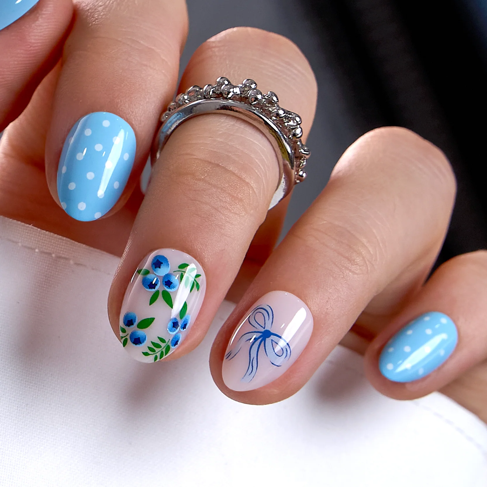 Blue Garden - Image 2