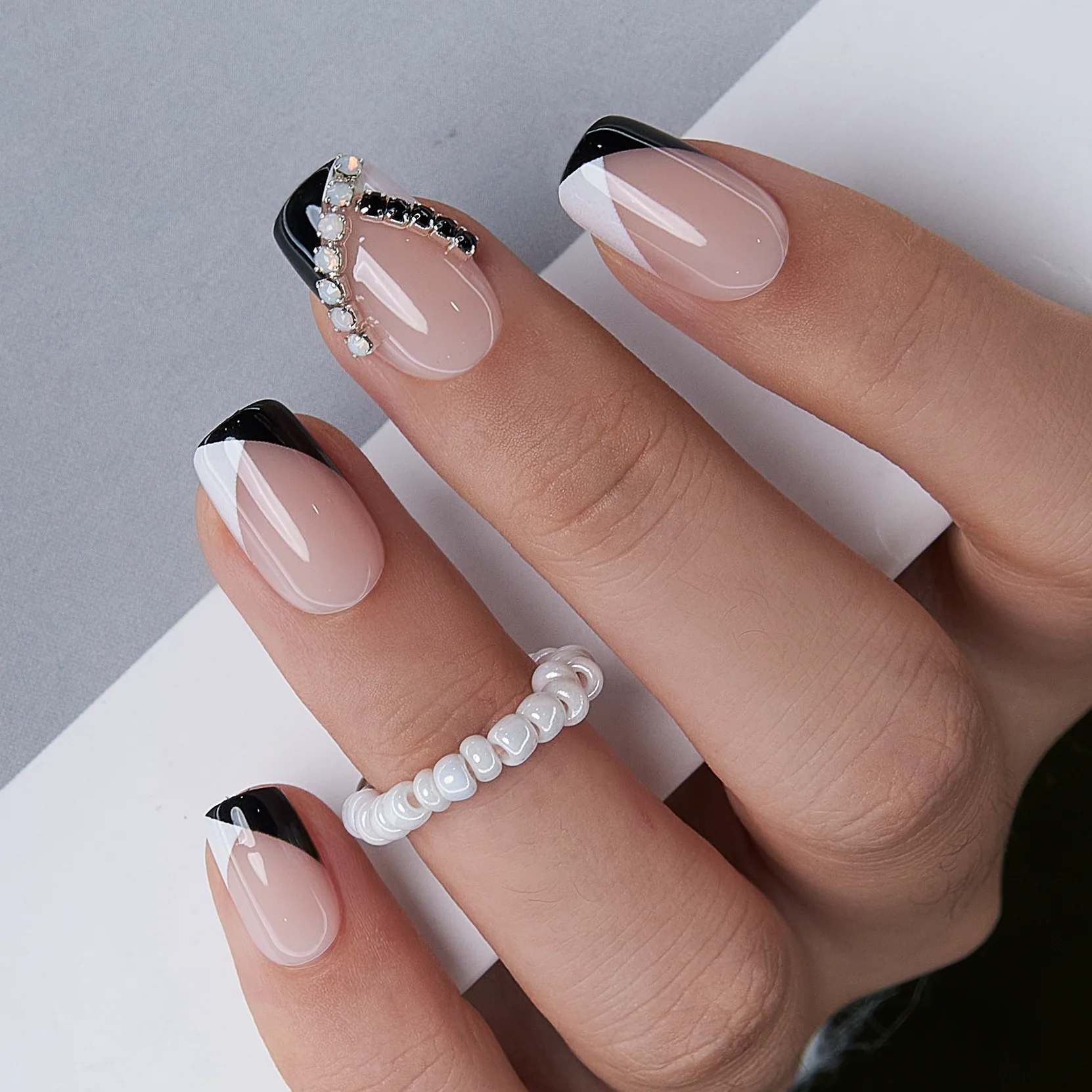 Nude French Elegance - Image 4