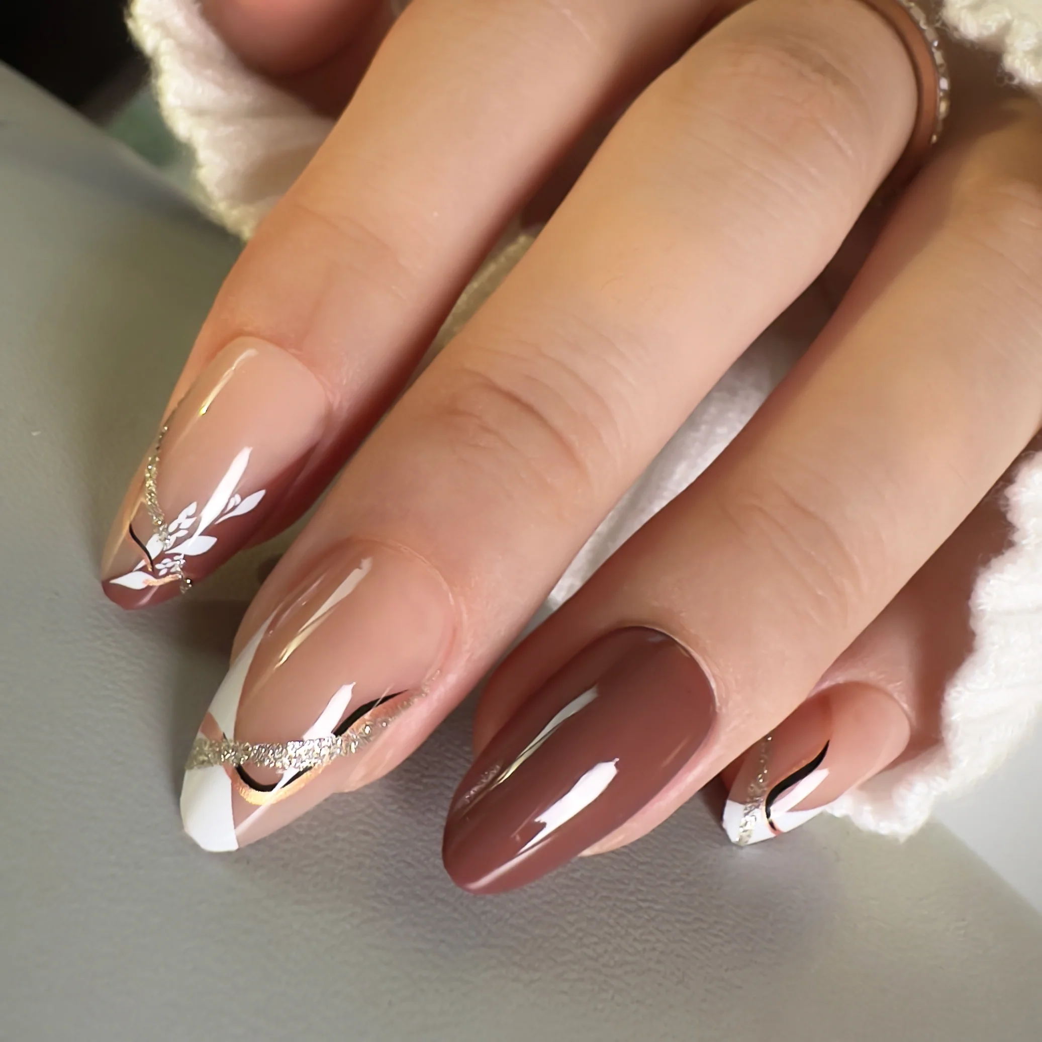 Elegant Flow - Image 5