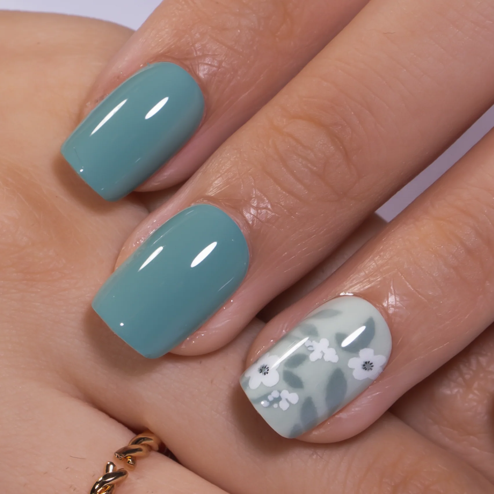 Minty Floral - Image 2