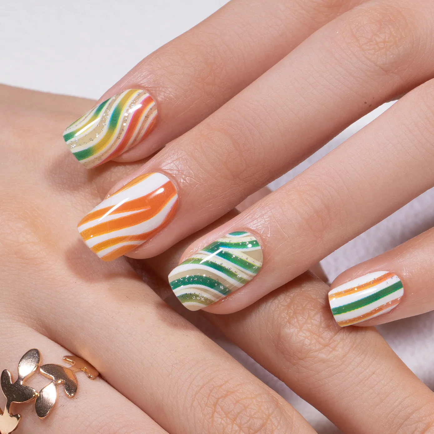 Candy Swirl Nails - Image 3