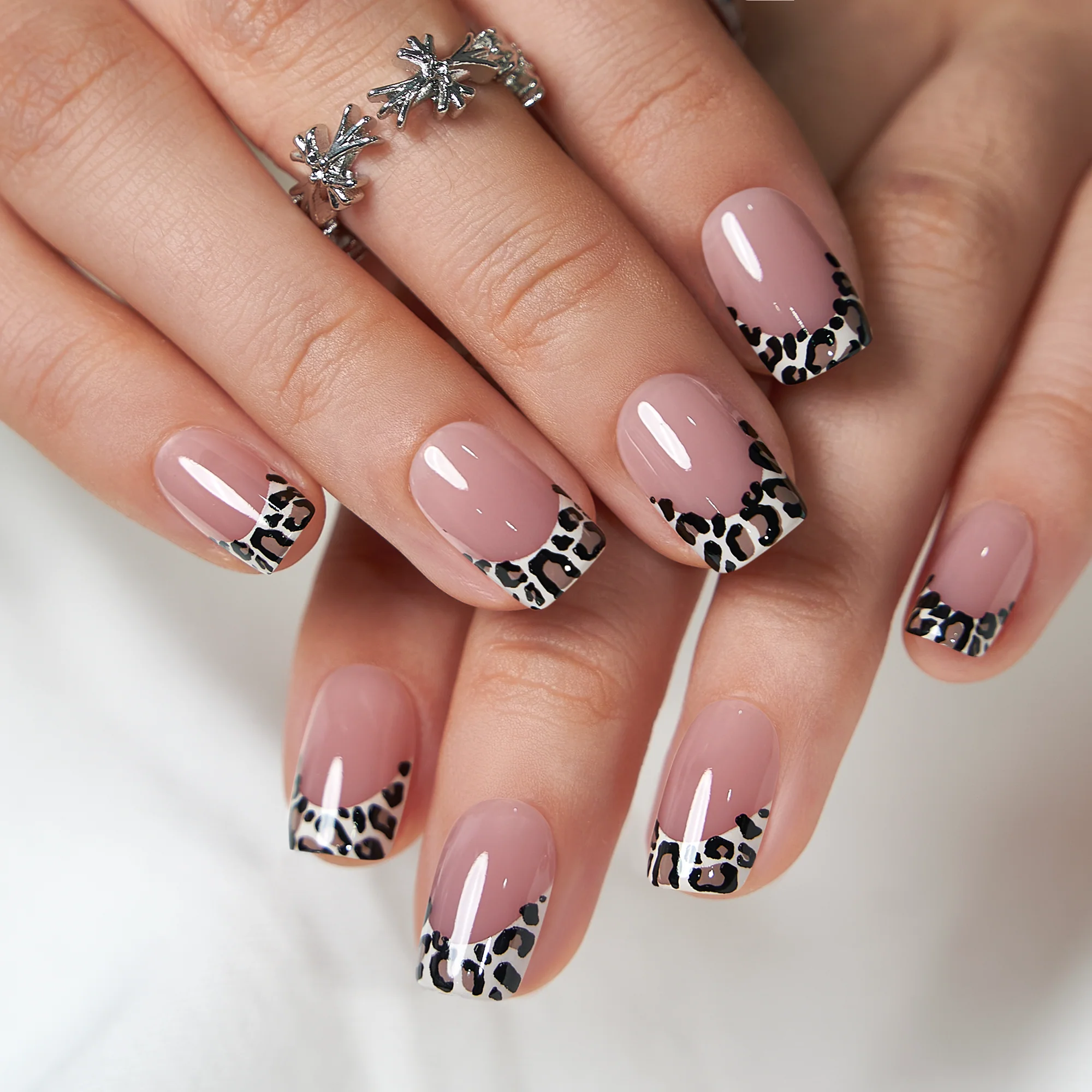 Chic Brown Leopard - Image 2